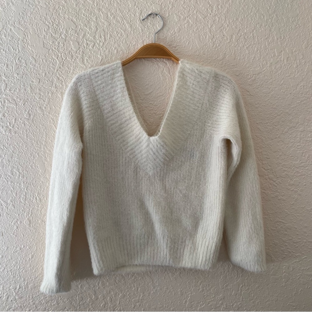 H&M Divided Cream Sweater Top